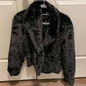NWT☀️Windsor black faux fur jacket